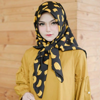 Segi Empat Samara Banana / Hijab Wanita Murah