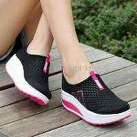 PROMO SEPATU KETS WANITA CASUAL SANTAI M HITAM TANPA TALI JOGGING LAR