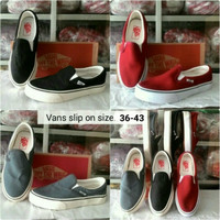 Sepatu Snaekers Casual Pria Wanita Vans SliponSlop Sandal Tanpa Tali