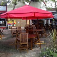Kursi Meja Payung Cafe Resto dan Tenda Payung Murah