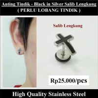 Anting Tindik Cowok Pria - Black in Silver Salib Lengkung