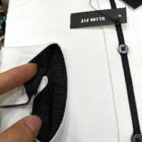 Promo!! Kemeja Pria Alisan Putih Plakat Hitam Tengah Slimfit Panjang