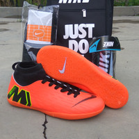 sepatu futsal nike mercurial boots