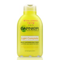Garnier Skin Naturals. Light Complete. Milky Lightening Dew Toner