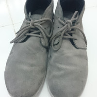 Sepatu kulit asli merk Crocs size 45 kondisi seperti digambar
