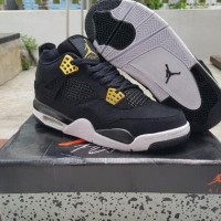 SEPATU DAN SENDAL PRIA/WANITA SEPATU BASKET JORDAN IV RETRO PREMIUM