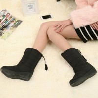 Promo Sepatu Boots Wanita Untuk Winter Berkwalitas