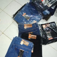 PREMIUM CELANA LIMITED panjang jeans jumbo merk hugo boss size 45 50