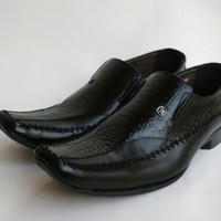 SEPATU KULIT GIANI VERSACE PRIA PANTOFEL KULIT ASLI