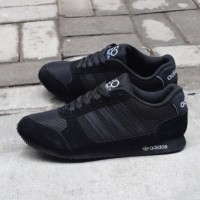 SEPATU SEKOLAH HITAM ADIDAS / SEPATU ADIDAS UNTUK SEKOLAH BERKUALITAS
