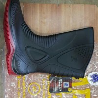 AP Boots Moto 1 Sepatu Boot Biker Karet Merah Hitam Tinggi 1/2 Betis