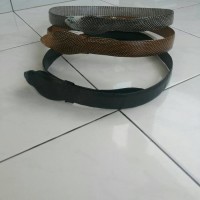 ikat pinggang kulit ular