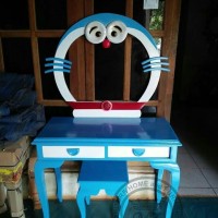 Meja Rias Karakter Doraemon