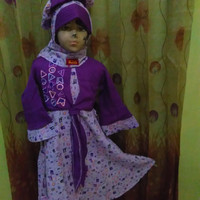 Gamis anak Takua