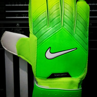 Sarung tangan kiper futsal & sepak bola