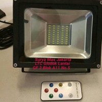 Lampu Sorot taman 20w / 20 w / 20 watt SMD Solar Panel Led