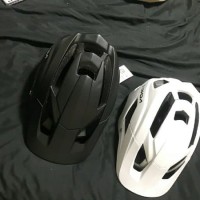 SPESIAL HELM SEPEDA MTB ENDURO TRAIL ALL MOUNTAIN MODEL FOX METAH