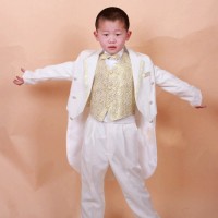 Jas anak laki tuxedo putih gold , celana, rompi, dasi, ikat pinggang