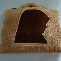 Muslimah Siluet Hijab Bulu Rasfur 13-14 Inch Softcase Tas Laptop