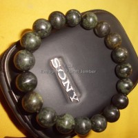 Gelang batu BLACK JADE ACEH bulat bola diameter 10 - 12 mm