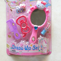 Jual Sanrio Original Hello Kitty dress up jewelry crown set mainan asli Murah