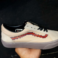 Sepatu Vans Old Skool X Nintendo Console Dove