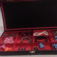 best seller kotak aksesoris kalung dan gelang