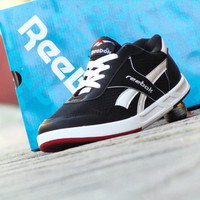 Sepatu Reebok Casual Classic Hitam Putih Kets Santai Pria Wanita