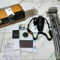 Kamera DSLR Nikon D5100 (Paket Second)