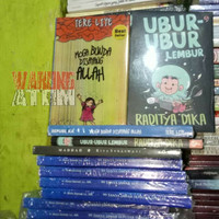 Paket 2 Buku Novel Semoga Bunda Disayang Allah & Ubur Ubur Lembur