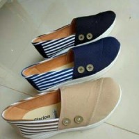 Sepatu Wanita Wedges Telapak Kets Slip On Tanpa Tali Tom Biru Murah