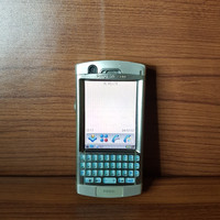 Handphone Sony Ericsson P990i atau P990 bukan P900 atau P910 atau P800