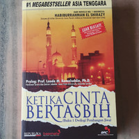 Buku novel bekas/second Ketika Cinta Bertasbih 1