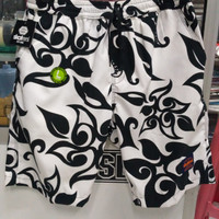 Celana Pendek Boxer Skaters Original size L dan XL