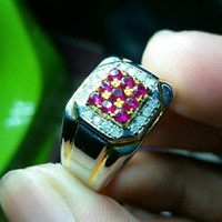 Cincin merah ruby cantik bertaburkan berlian di jual murah