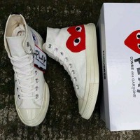 Sepatu Converse 70s CDG x Play Pria Diskon