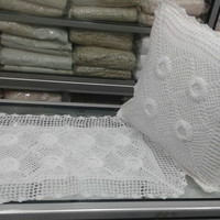 Sarung bantal kursi rajutan