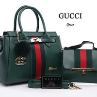 Tas wanita merk Gucci (kw super)