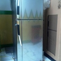 Lemari Es Kulkas Sharp Samurai 2 Pintu model SJ-F231S