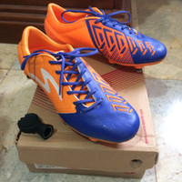 Sepatu bola specs swervo criollo sg size 41