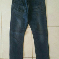 UJ Jeans by Uniqlo
Skinny Fit Tapered