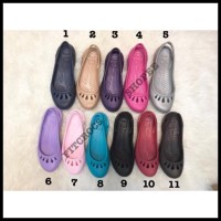CUCI GUDANG SEPATU FLAT WANITA CROCS MALINDI ORIGINAL (GROSIR DAN
