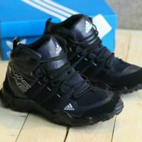 Toko Naek sepatu pria sneaker ADIDAS X2