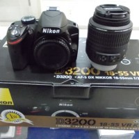 NIKON D3200 + LENSA KIT 18-105 VR