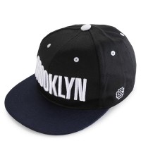 Original Topi Sharks Caps
BROOKLYN
SHARKS
Black Navy