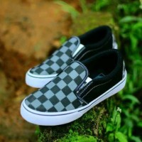 SEPATU SLIP ON UNTUK ANAK VANS SLOP KIDS CHECKER BOARD GREY
