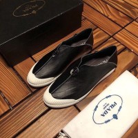 Sepatu PRADA Kulit Pria Sneakers Mirror Quality 1:1