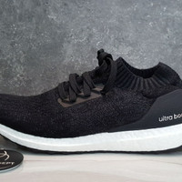 Jual Adidas Boost Black di Kab. Tangerang Harga Terbaru Jual Adidas Boost Black di Kab. Tangerang Harga Terbaru
