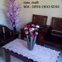 set vas bunga unik dan bunga mawar handmade