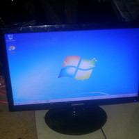 monitor led samsung 19 in normal fee kabel vga dan power